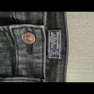 Women’s high waisted jeans